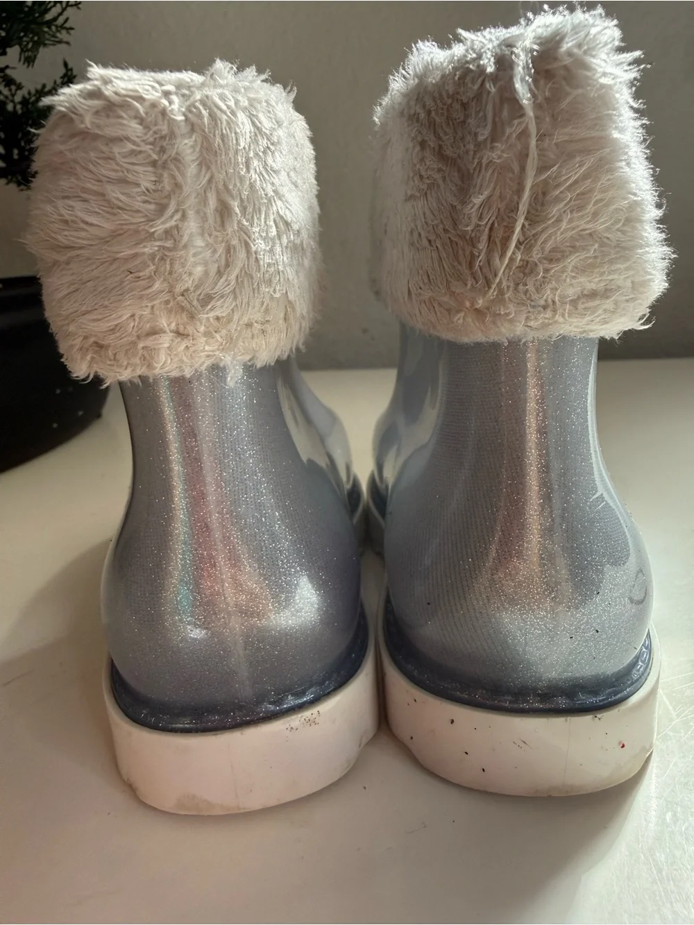 Mini Melissa Rain boots kids size 7 Shimmery Light gray Kids Boot with White